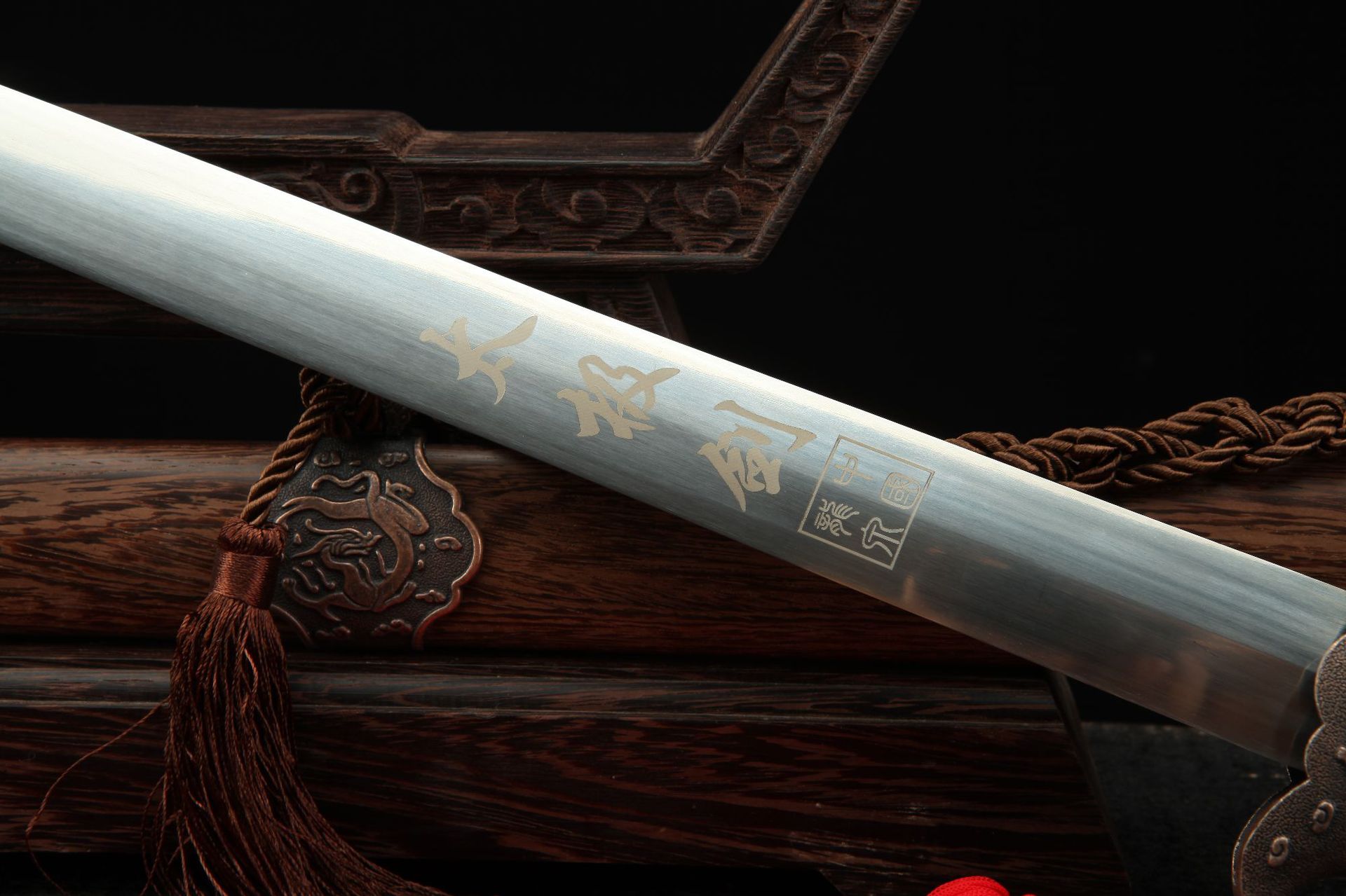龍泉太極劍價格,龍泉太極劍價格，探尋傳統(tǒng)與現(xiàn)代的完美融合