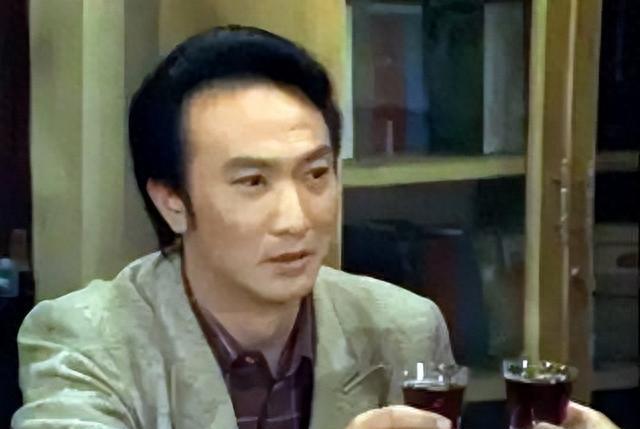鄭乾龍，演技、影響力與公眾形象的探究