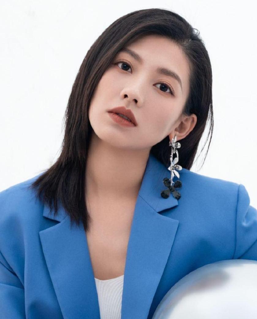 女演員馬藜與科技融合，體驗前沿科技產(chǎn)品之旅